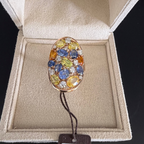 Anello multicolore con zaffiri e diamanti