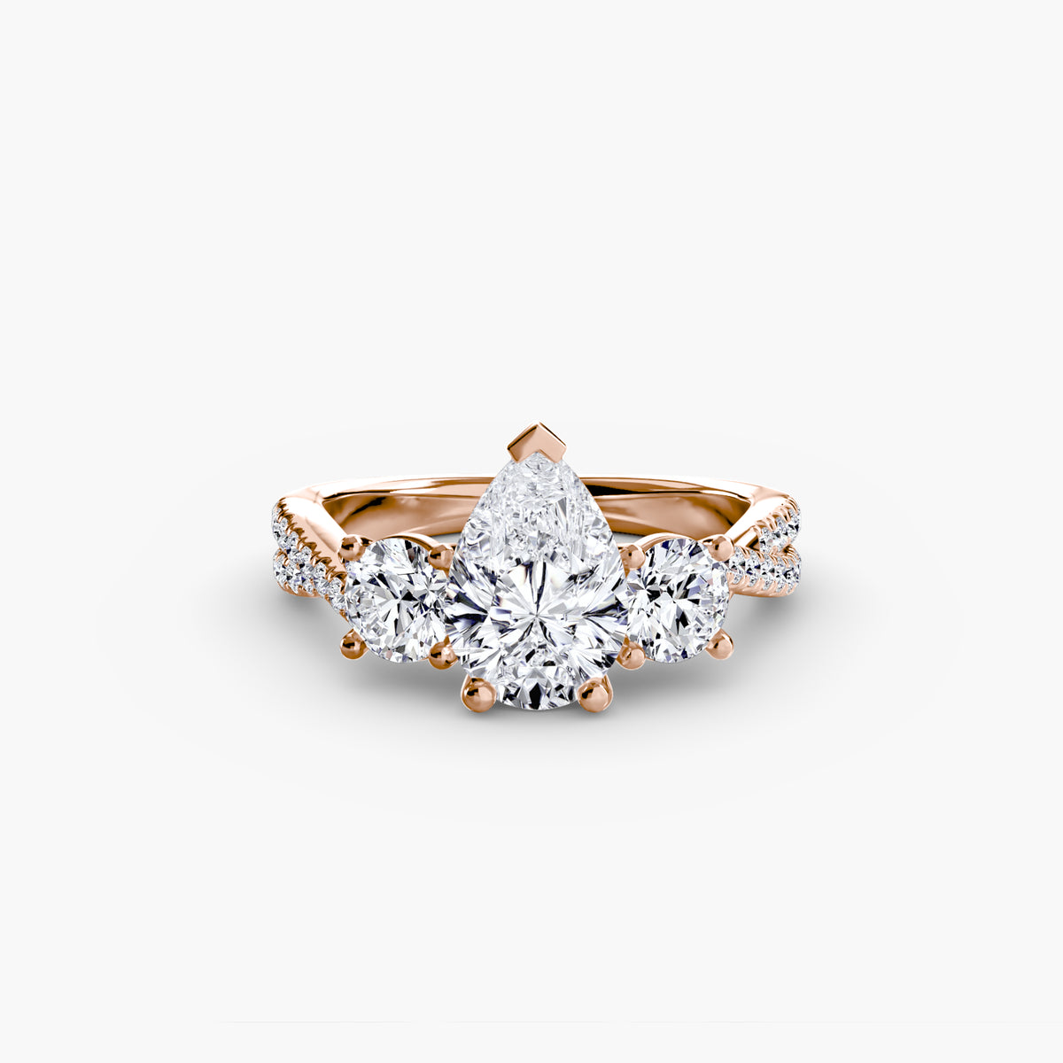 Anello Trilogy con Fascia Pavé Orizzonte