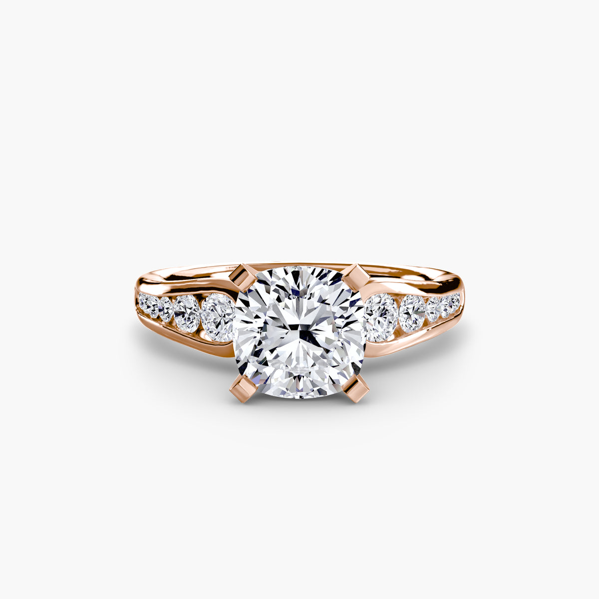 Solitaire with Luna Pavé