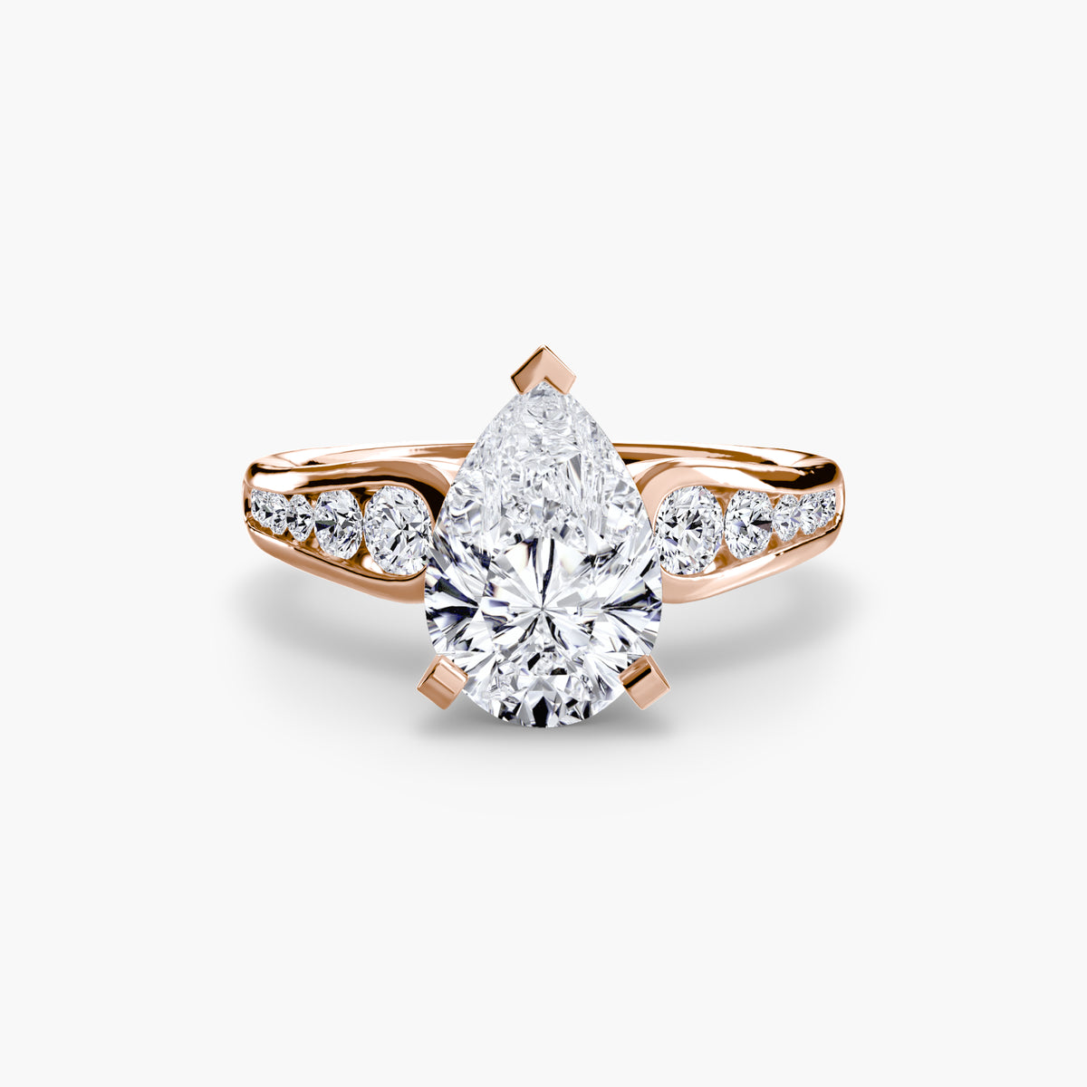Solitaire with Luna Pavé