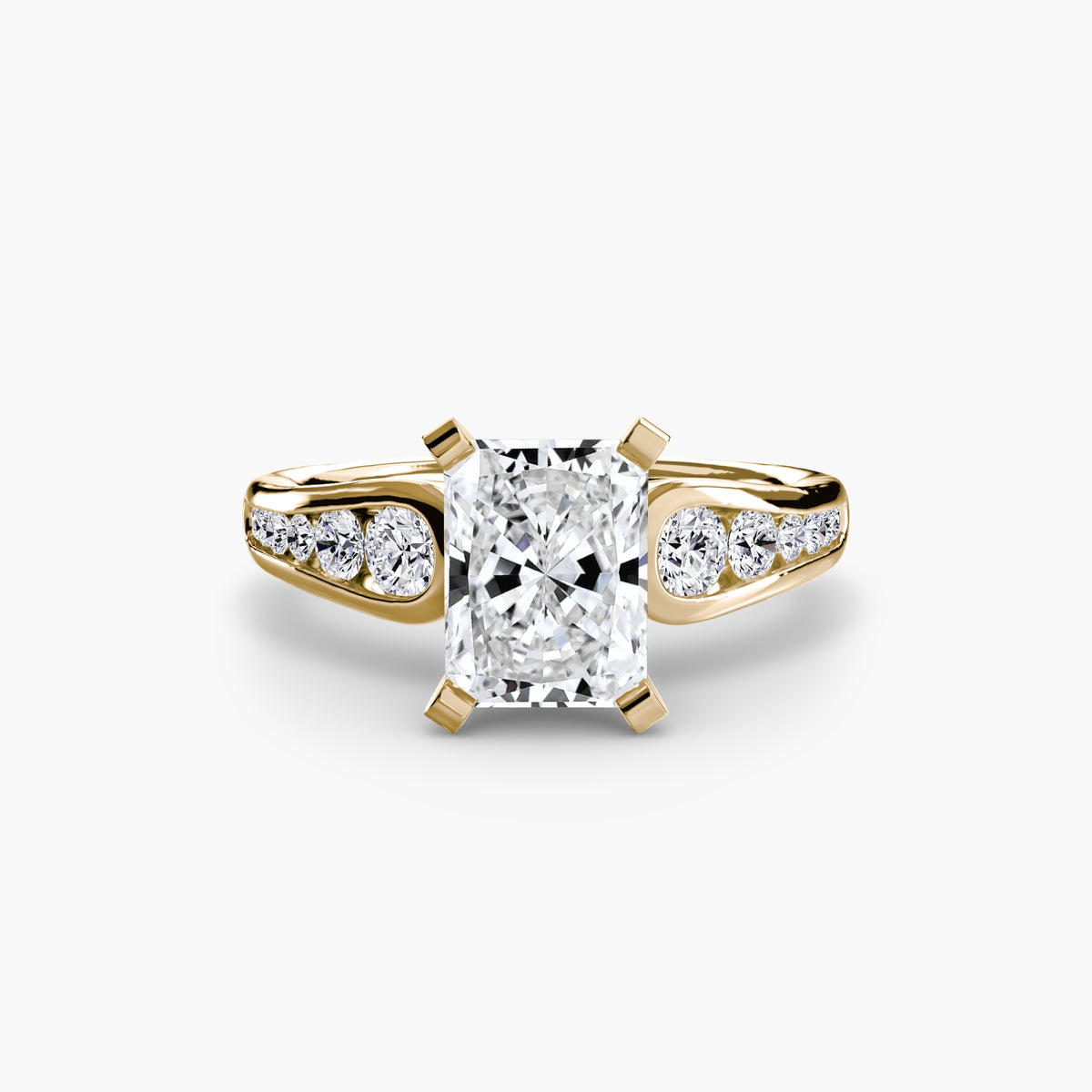 Solitaire with Luna Pavé