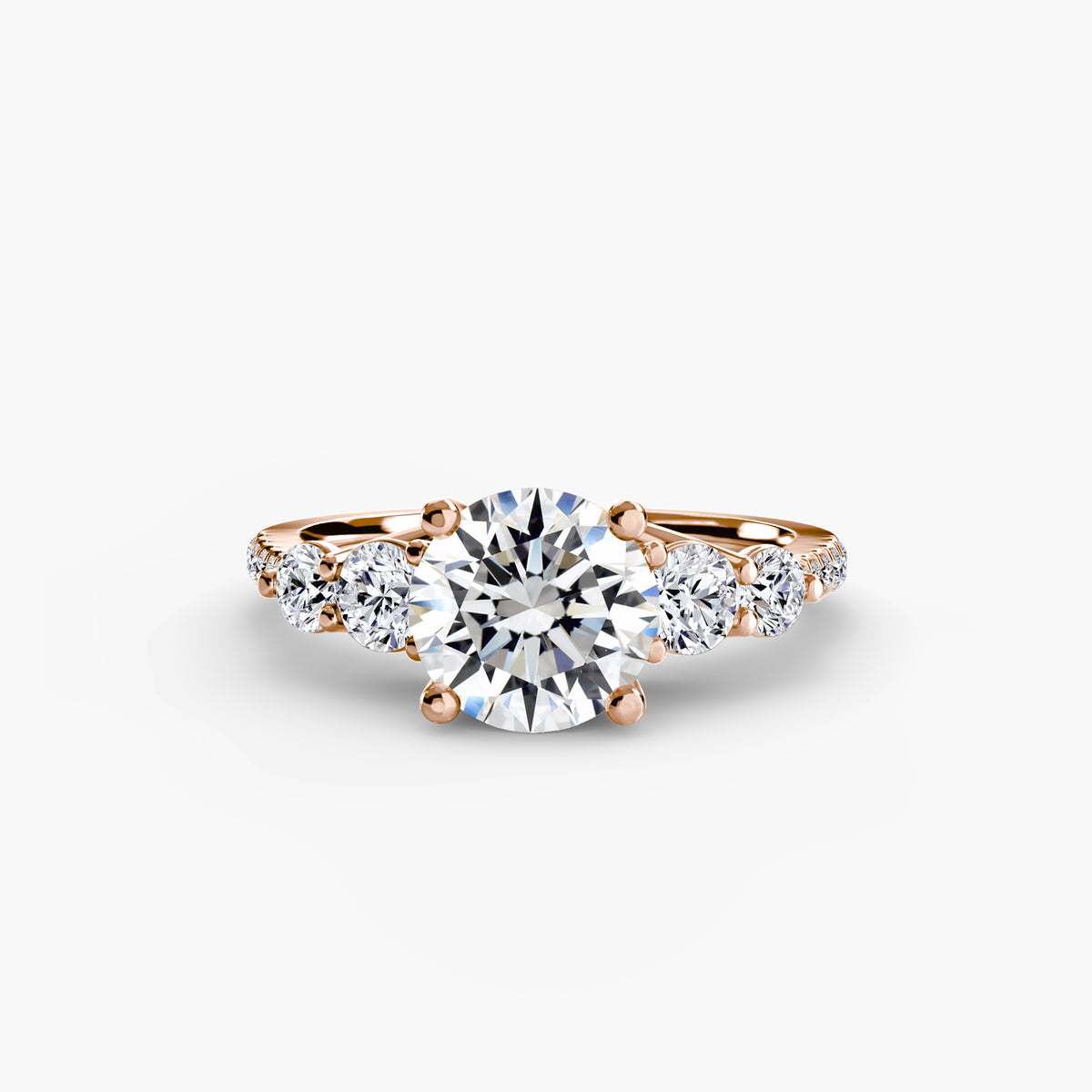 Anello Cinque Pietre con Fascia Pavé