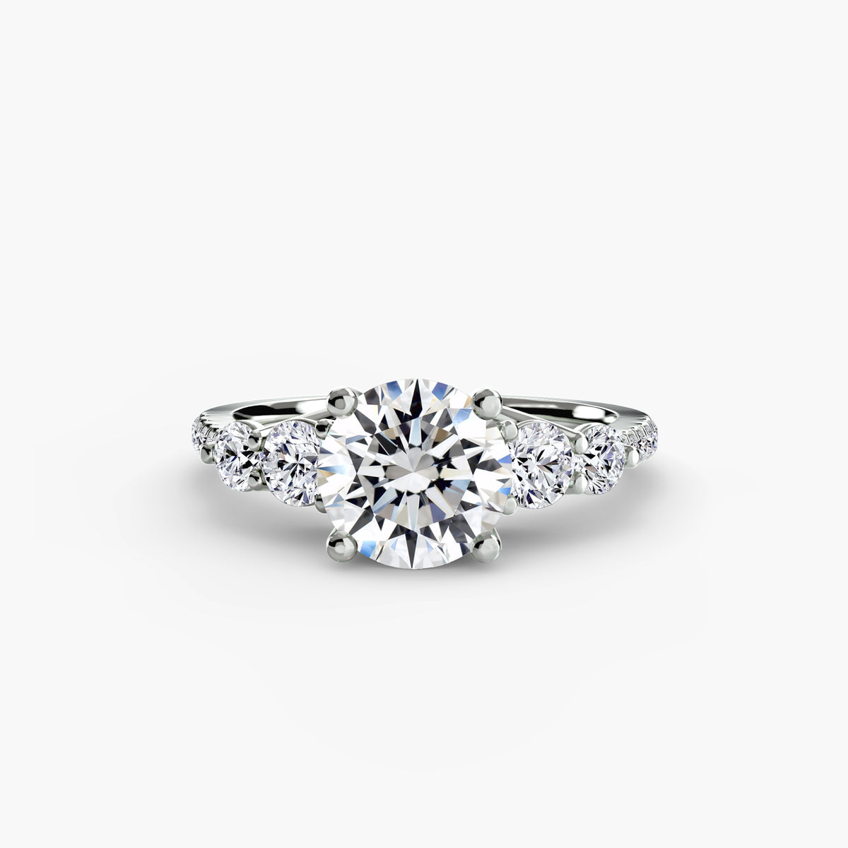 Anello Cinque Pietre con Fascia Pavé